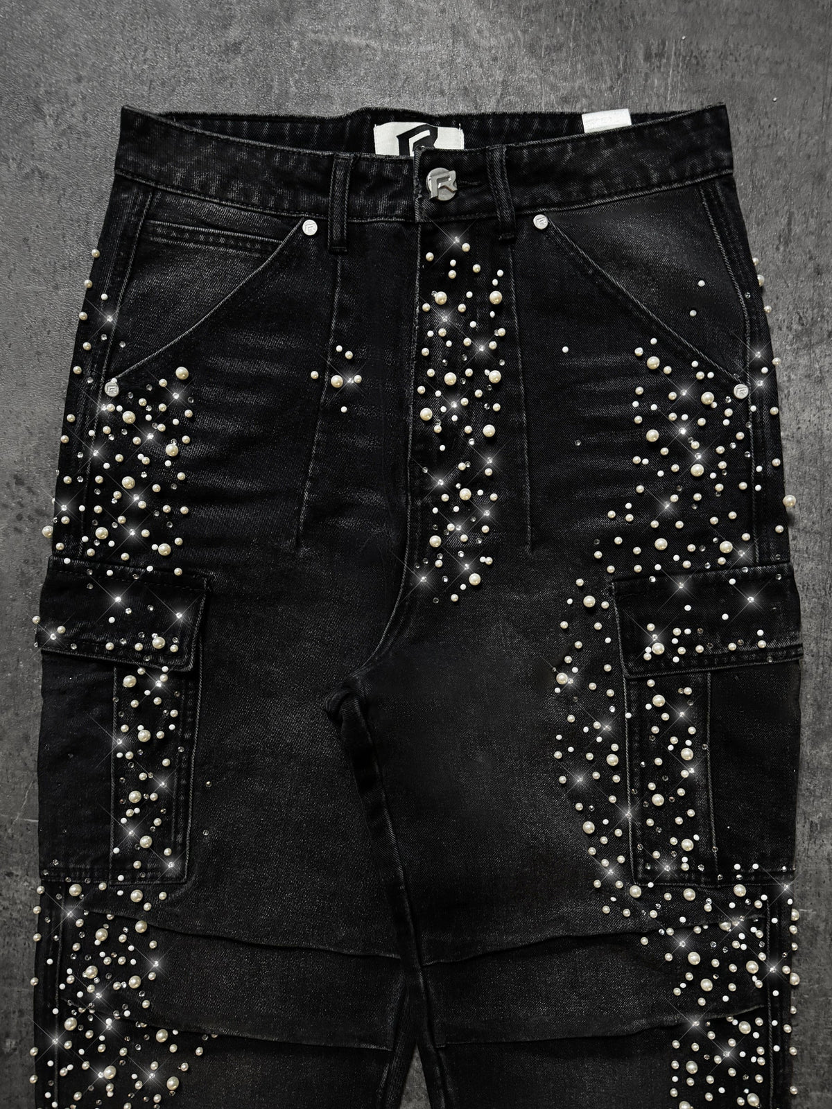 BLACK CARGO EMBELLISH DENIM