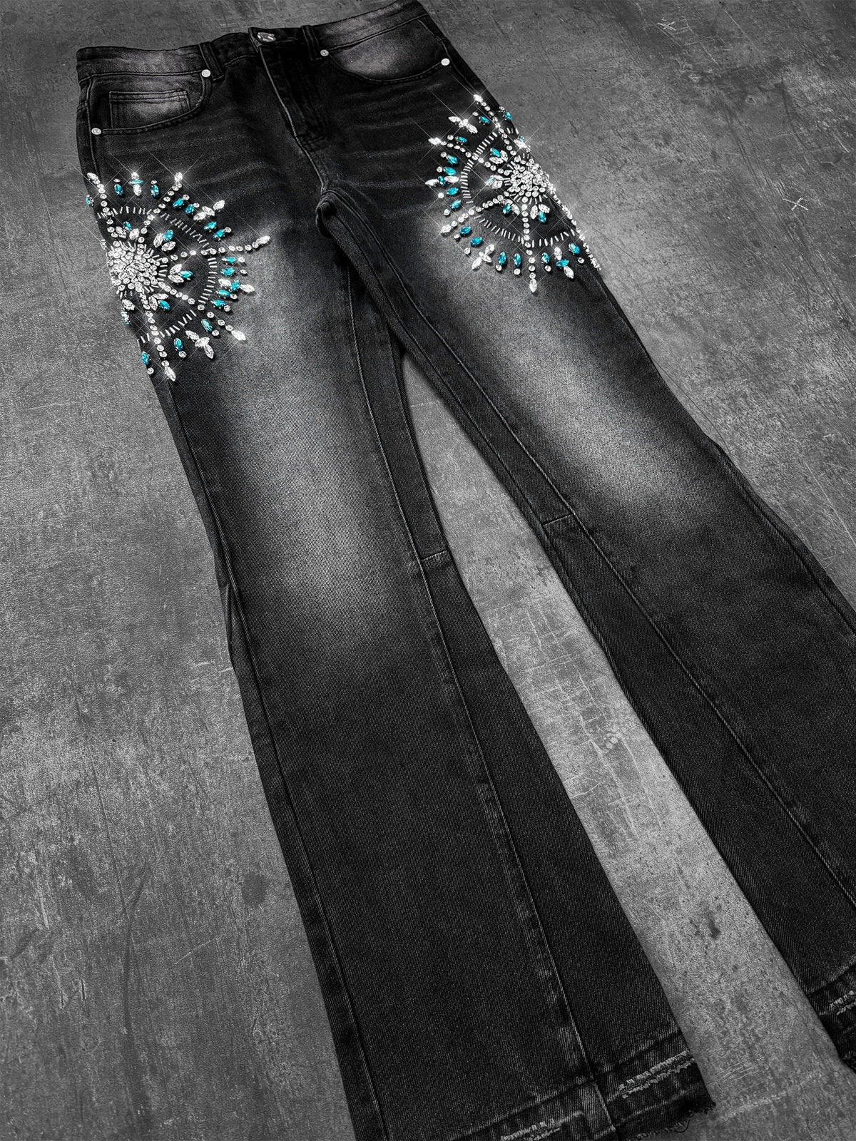 CIRCLE DIAMOND DENIM - BLACK