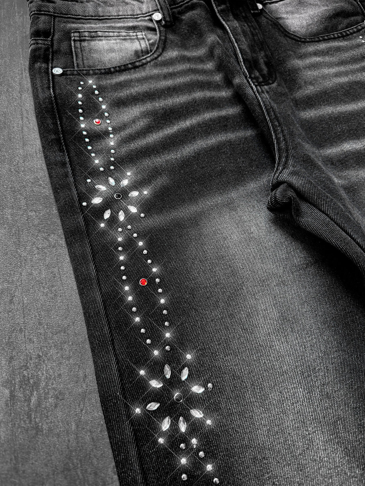 EMBELLISH PATTERN DENIM - BLACK